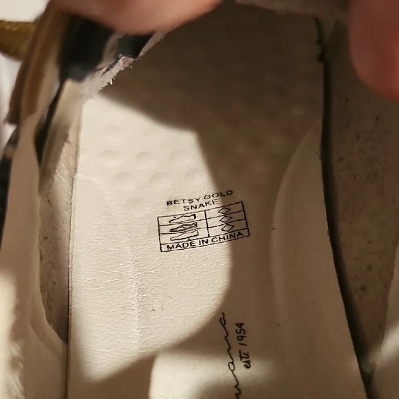 Vintage Havana Snake Print Sneakers with Gold Accents - Picture 7 of 8